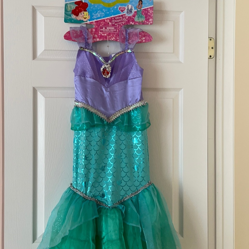 Little Mermaid 🧜‍♀️ Halloween costume.